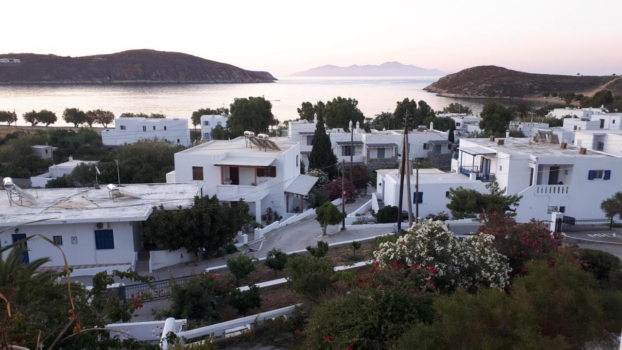 Medusa Accommodation Livadakia Exterior photo
