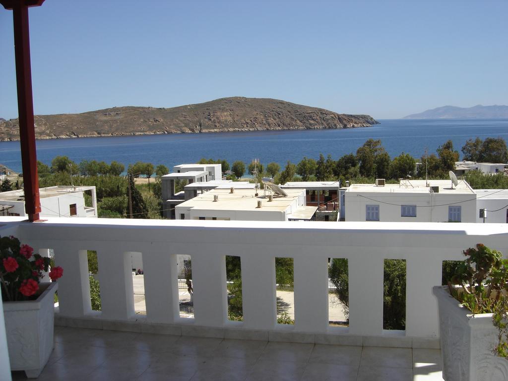 Medusa Accommodation Livadakia Exterior photo